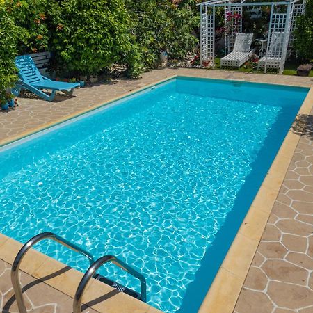 Greek Island Style 2 Bedroom Villa With Pool Next To The Sea Larnaca Exterior photo
