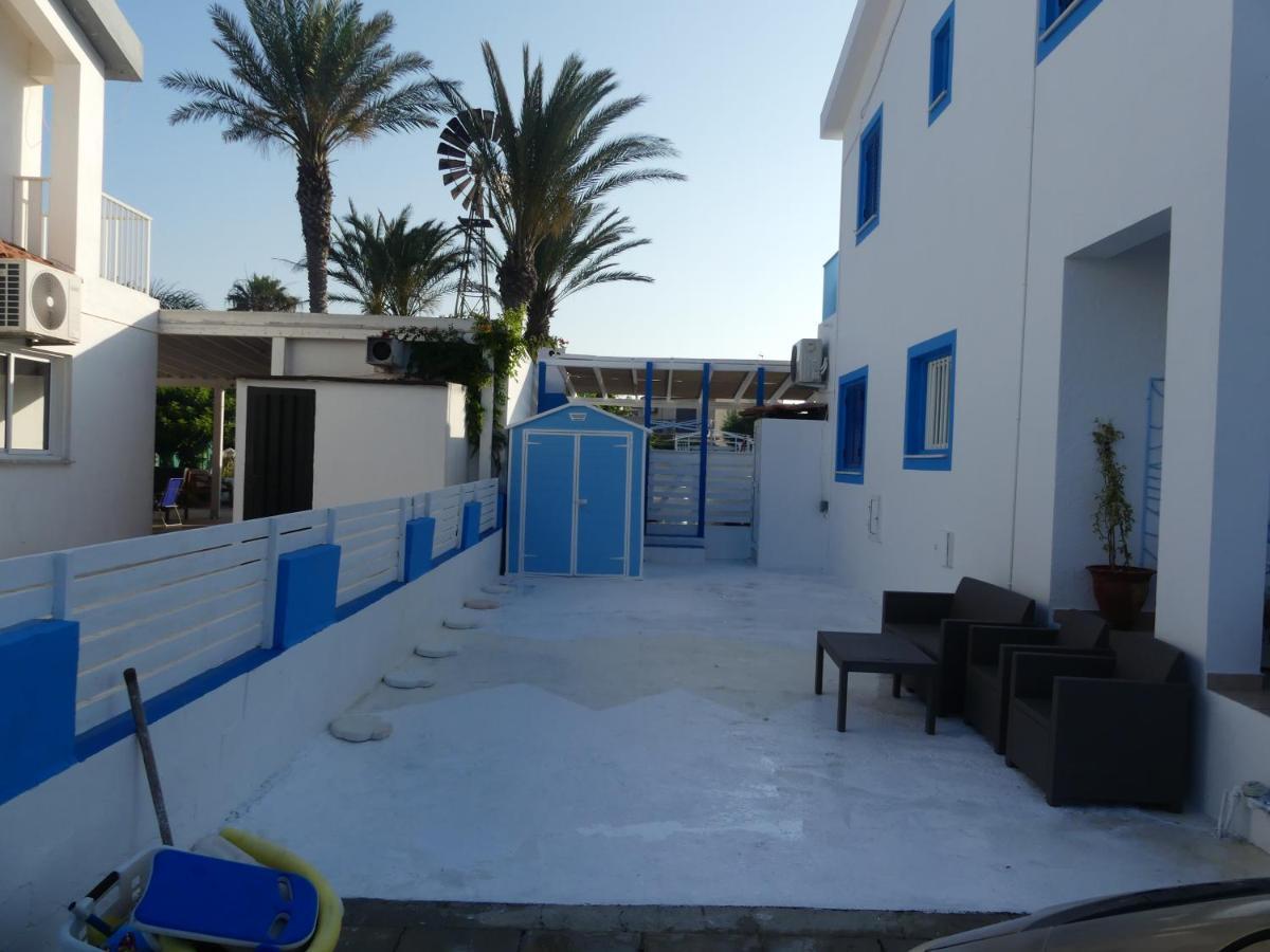 Greek Island Style 2 Bedroom Villa With Pool Next To The Sea Larnaca Exterior photo