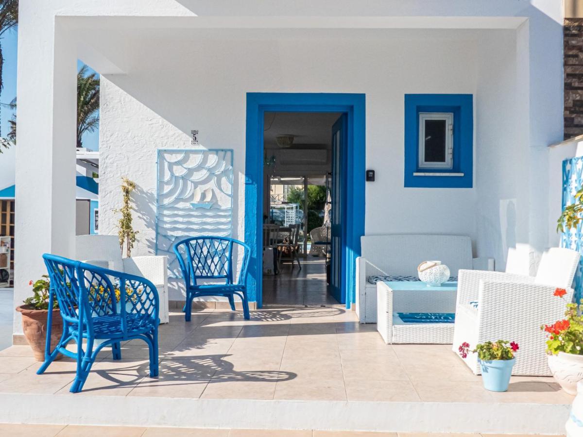 Greek Island Style 2 Bedroom Villa With Pool Next To The Sea Larnaca Exterior photo
