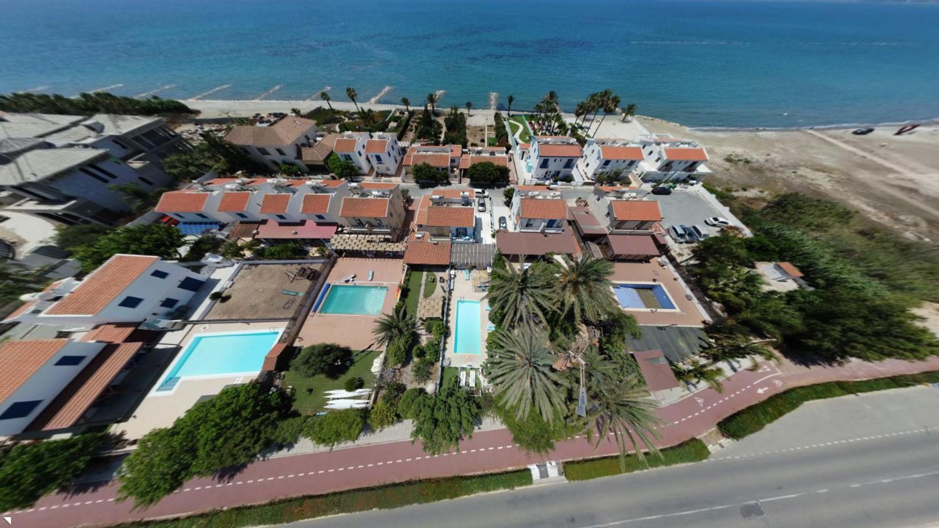Greek Island Style 2 Bedroom Villa With Pool Next To The Sea Larnaca Exterior photo